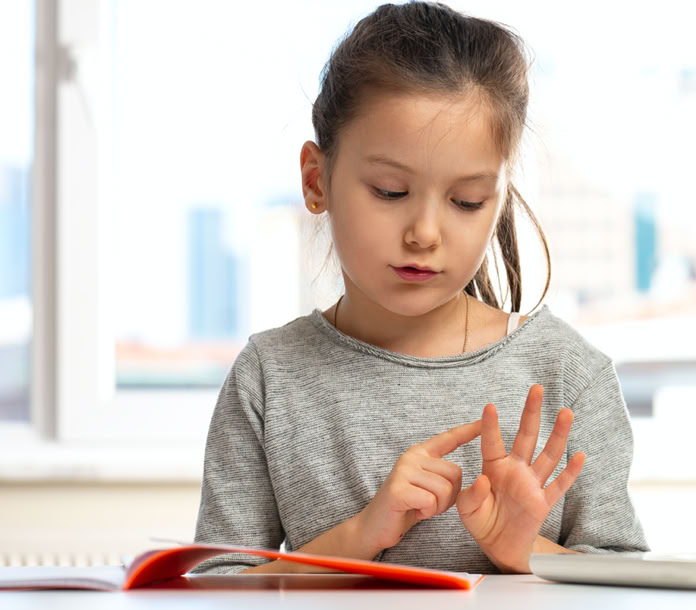 Fingerrechnen ist häufig das einzige Mittel, um zu einem richtigen Ergebnis zu kommen. Damit ist jedoch auch ein hoher Zeitaufwand verbunden.